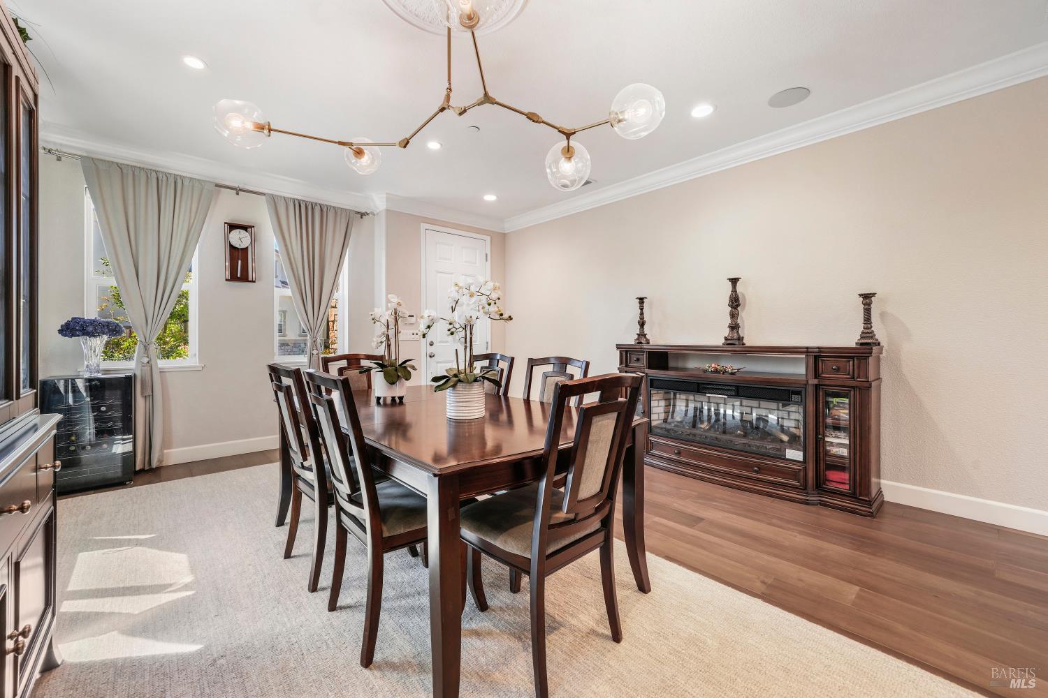 Detail Gallery Image 8 of 45 For 2056 Parsons Dr, Fairfield,  CA 94533 - 4 Beds | 3/1 Baths