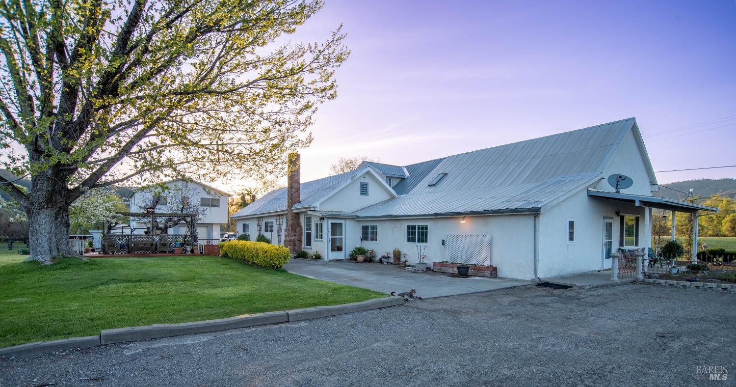 Detail Gallery Image 1 of 96 For 10507 Witter Springs Rd, Witter Springs,  CA 95493 - 4 Beds | 4/1 Baths
