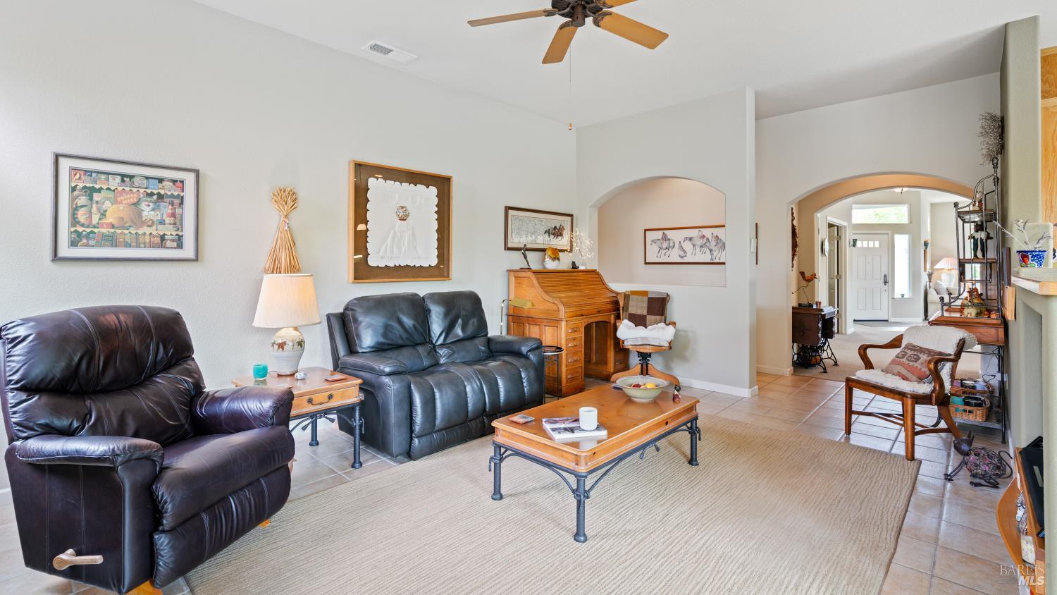 Detail Gallery Image 24 of 61 For 2001 Timberline Ln, Petaluma,  CA 94954 - 4 Beds | 2 Baths