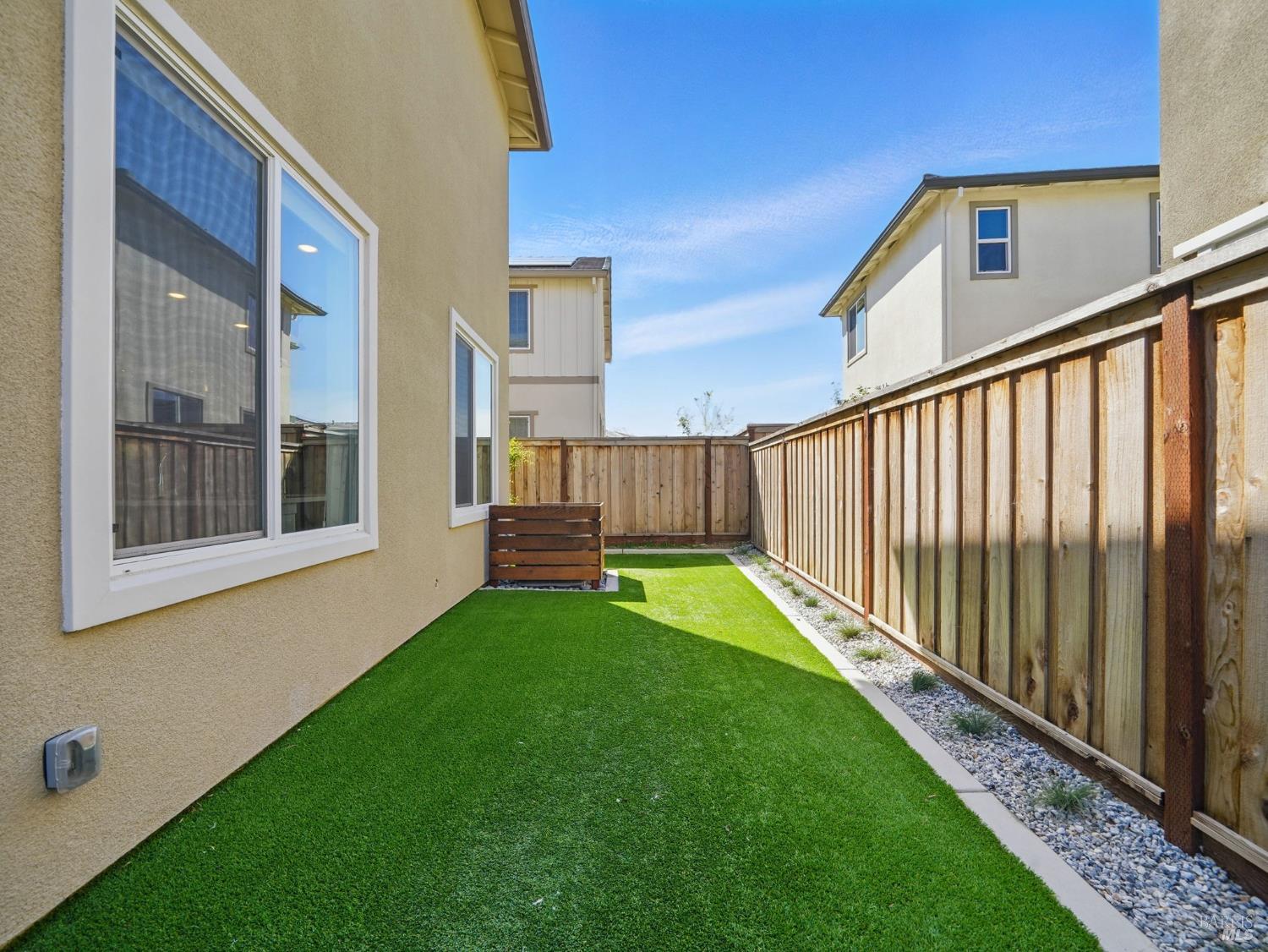 Detail Gallery Image 39 of 50 For 2471 Lake Club Dr, Fairfield,  CA 94533 - 4 Beds | 3 Baths