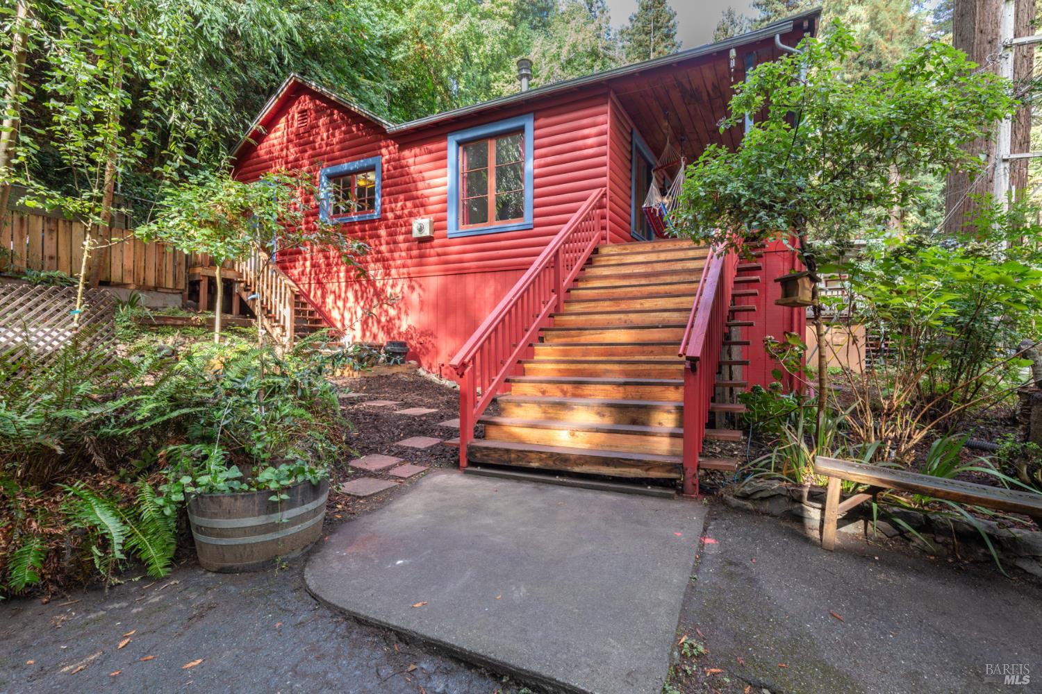 Detail Gallery Image 2 of 28 For 14576 Cherry St, Guerneville,  CA 95446 - 3 Beds | 1 Baths