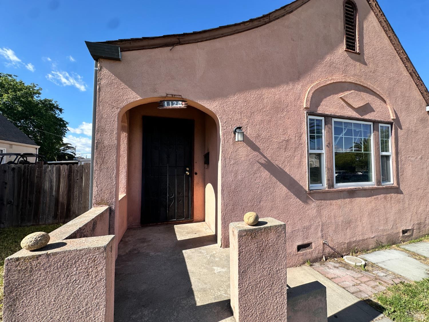 Detail Gallery Image 4 of 28 For 1126 Delaware St, Fairfield,  CA 94533 - 3 Beds | 2 Baths