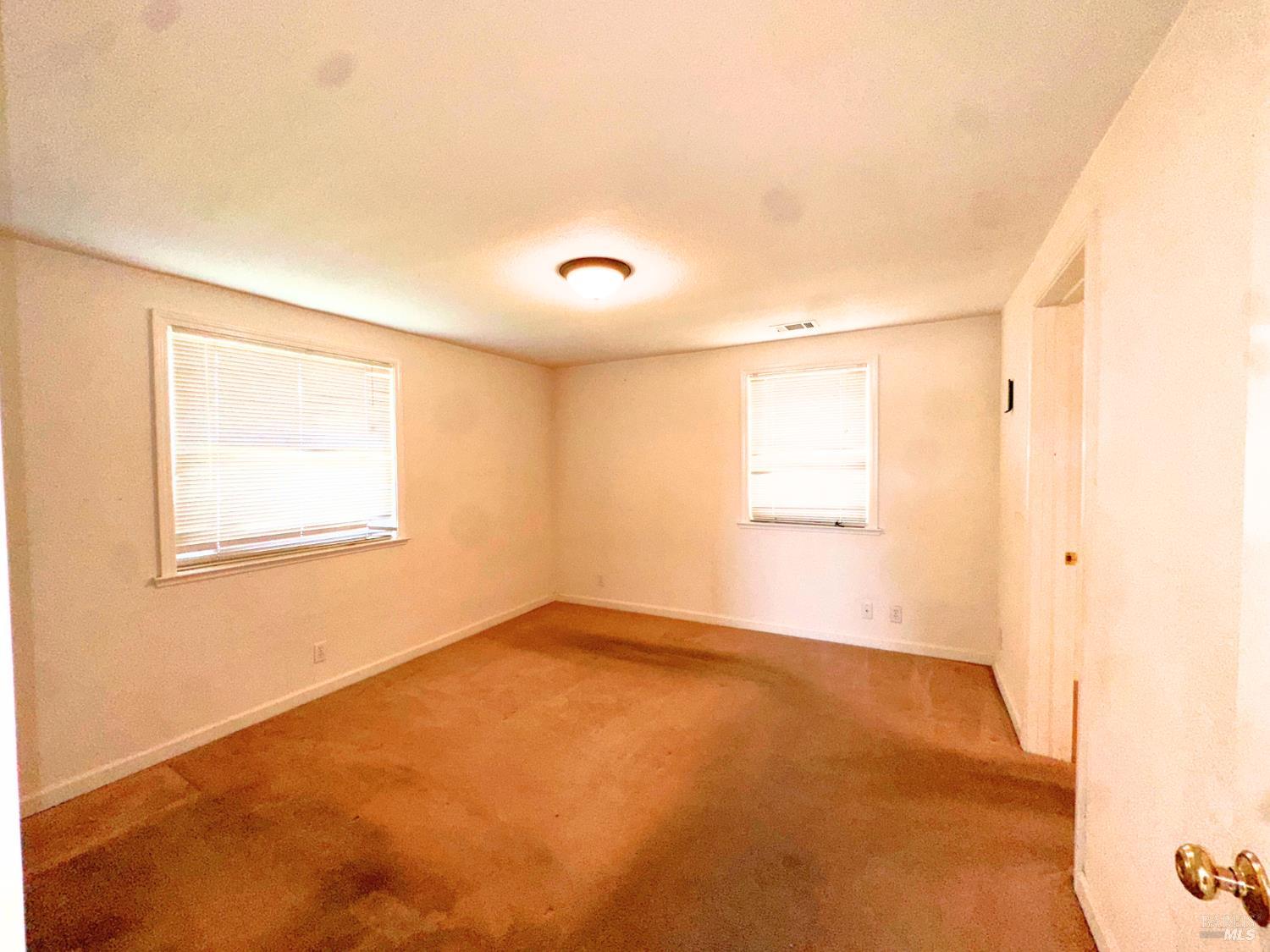 Detail Gallery Image 9 of 17 For 810 Missouri St, Fairfield,  CA 94533 - 3 Beds | 2 Baths