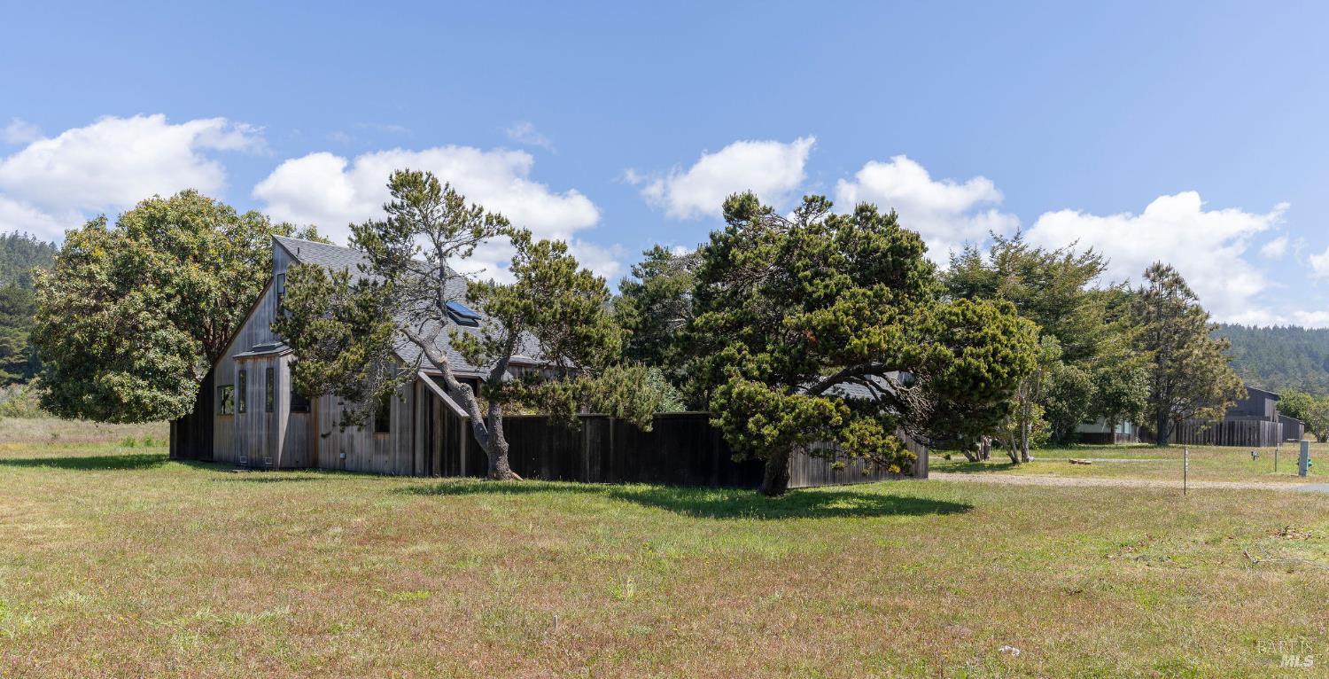 Detail Gallery Image 41 of 46 For 39462 Leeward Rd, The Sea Ranch,  CA 95497 - 2 Beds | 2 Baths