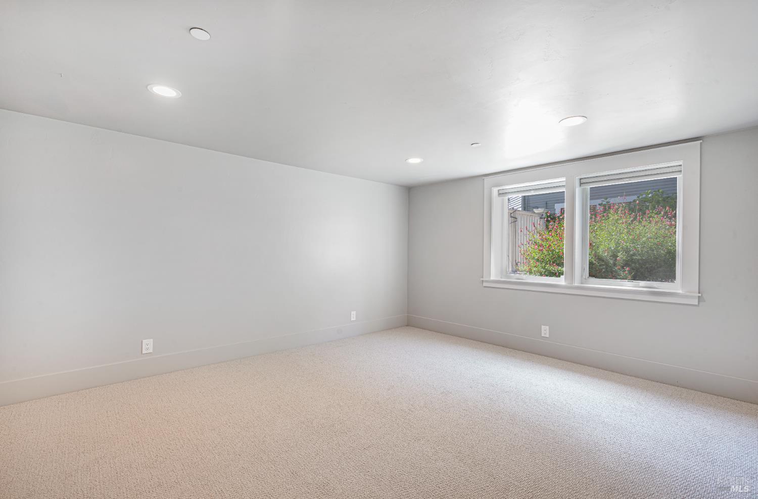 Detail Gallery Image 26 of 38 For 753 Humboldt St, Santa Rosa,  CA 95404 - 5 Beds | 3 Baths