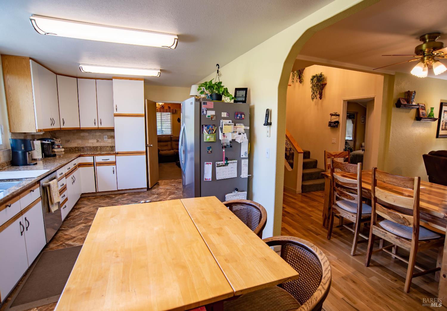 Detail Gallery Image 9 of 96 For 10507 Witter Springs Rd, Witter Springs,  CA 95493 - 4 Beds | 4/1 Baths