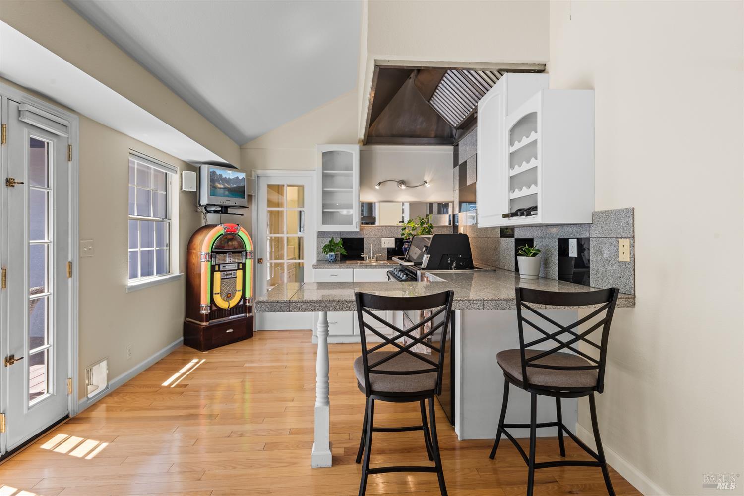 Detail Gallery Image 18 of 57 For 5968 Yerba Buena Rd, Santa Rosa,  CA 95409 - 3 Beds | 2 Baths