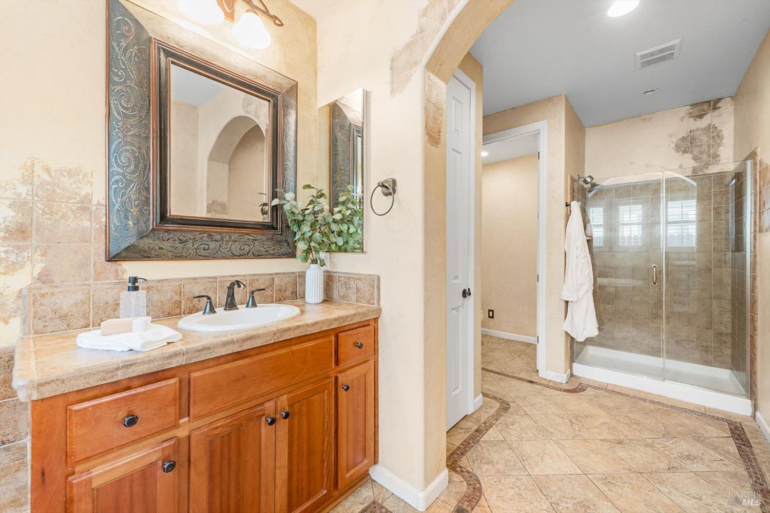 Detail Gallery Image 45 of 99 For 201 Red Pheasant Dr, Vacaville,  CA 95687 - 5 Beds | 3/1 Baths