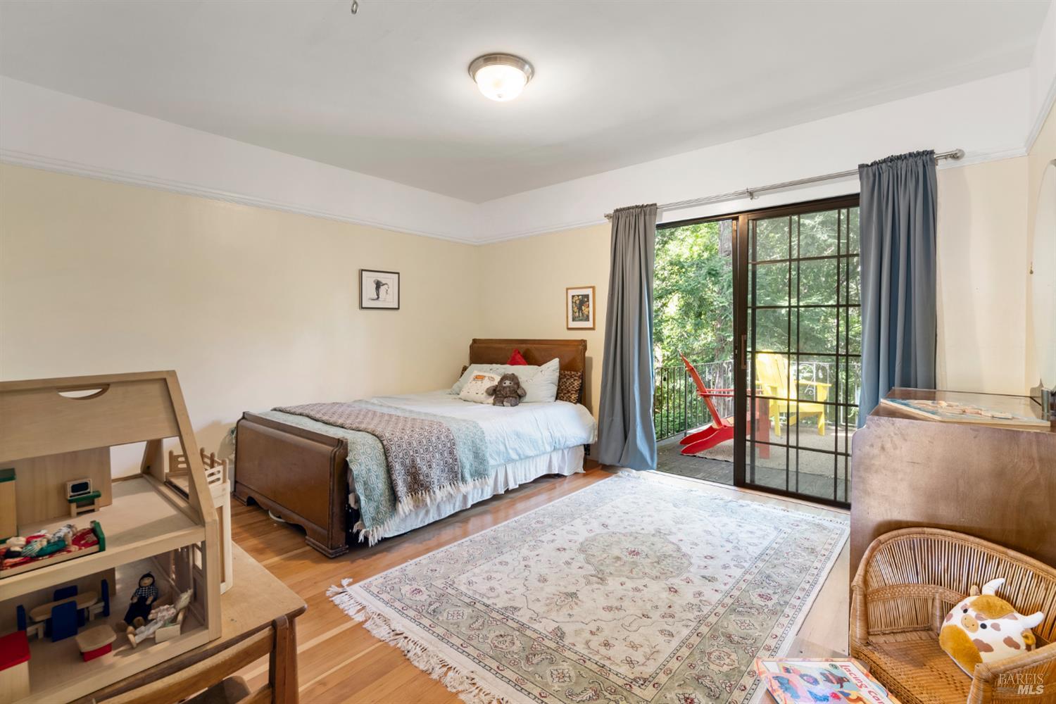 Detail Gallery Image 31 of 67 For 150 Bungalow Ave, San Rafael,  CA 94901 - 4 Beds | 2 Baths