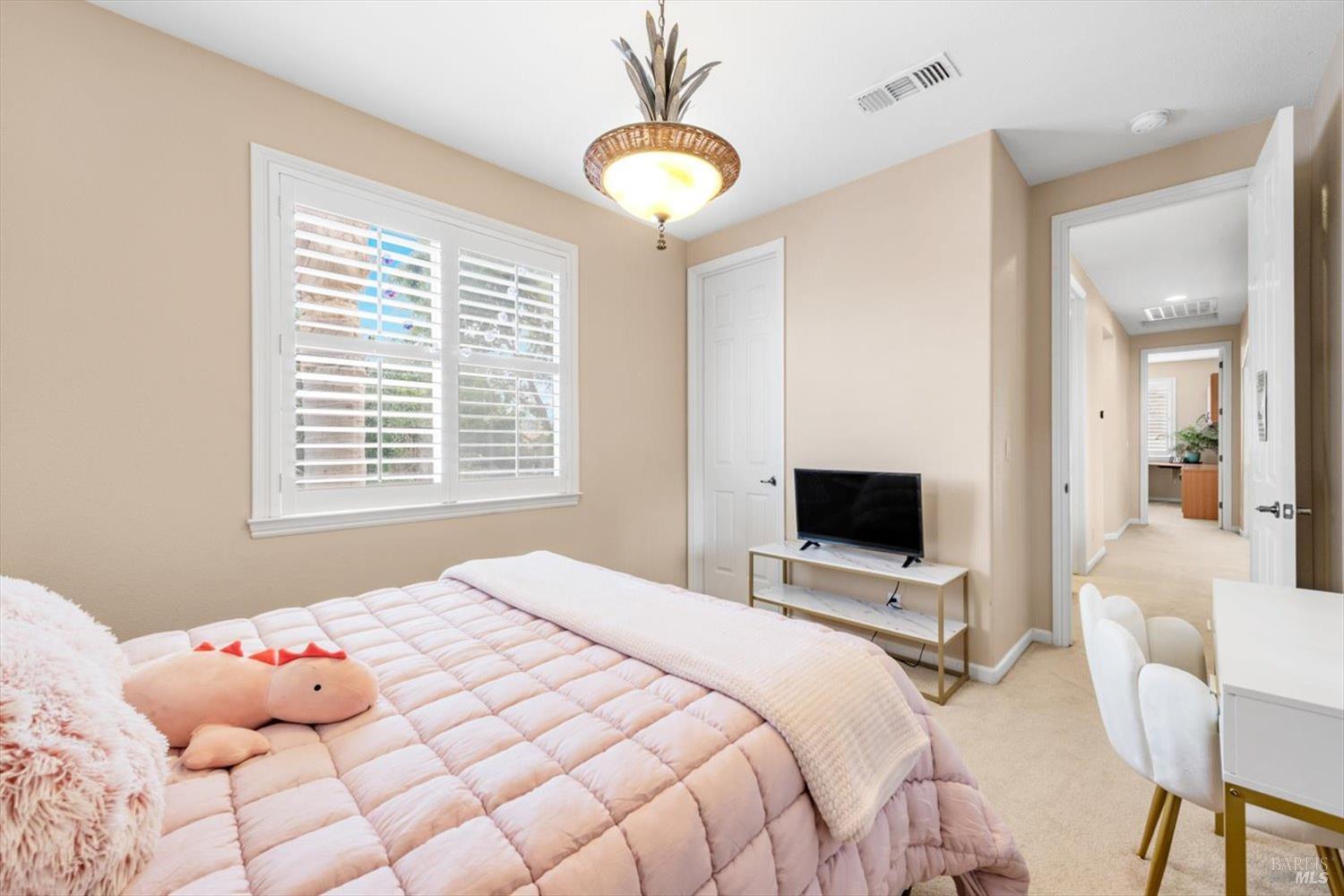 Detail Gallery Image 68 of 99 For 201 Red Pheasant Dr, Vacaville,  CA 95687 - 5 Beds | 3/1 Baths
