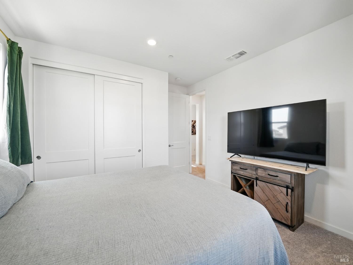 Detail Gallery Image 23 of 50 For 2471 Lake Club Dr, Fairfield,  CA 94533 - 4 Beds | 3 Baths