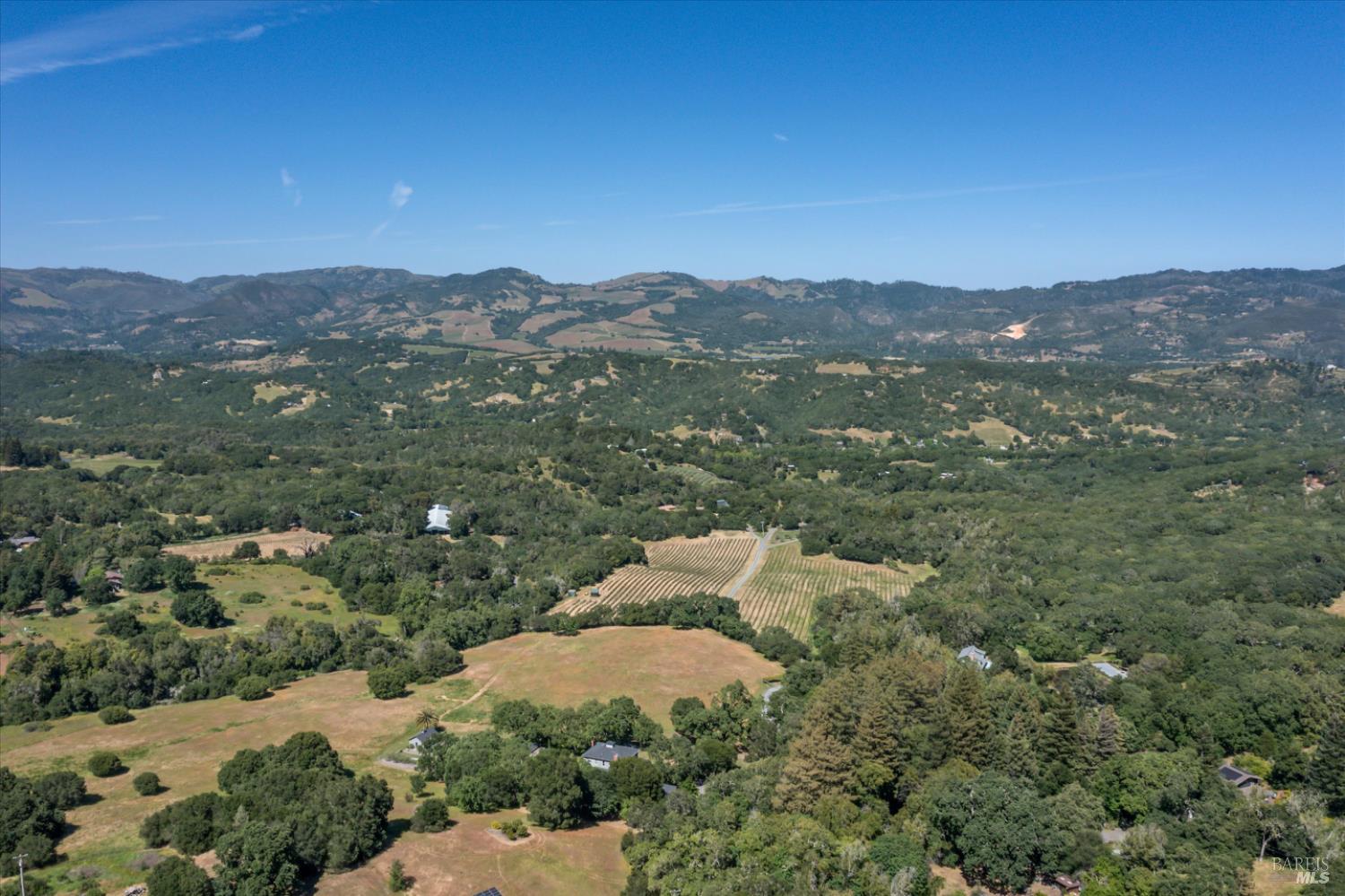 Detail Gallery Image 31 of 32 For 10 Waldruhe Hts, Glen Ellen,  CA 95442 - 2 Beds | 2 Baths