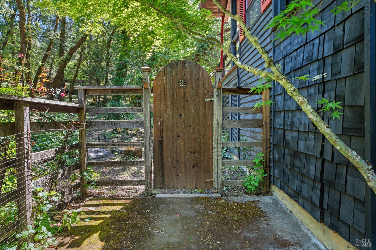 Detail Gallery Image 36 of 40 For 909 Exley Ln, Willits,  CA 95490 - 3 Beds | 2 Baths
