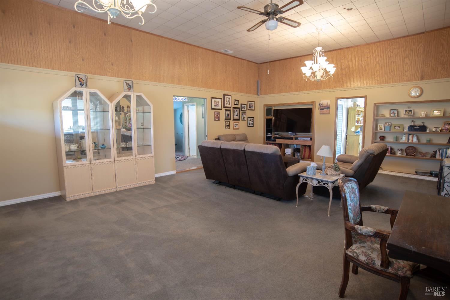 Detail Gallery Image 22 of 96 For 10507 Witter Springs Rd, Witter Springs,  CA 95493 - 4 Beds | 4/1 Baths