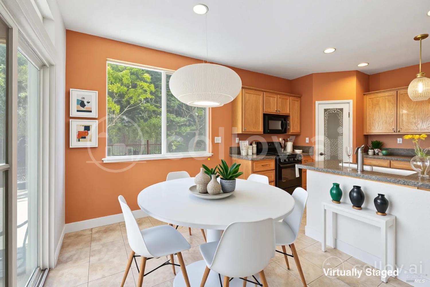 Detail Gallery Image 8 of 38 For 5151 Freitas Pl, Fairfield,  CA 94533 - 5 Beds | 3 Baths
