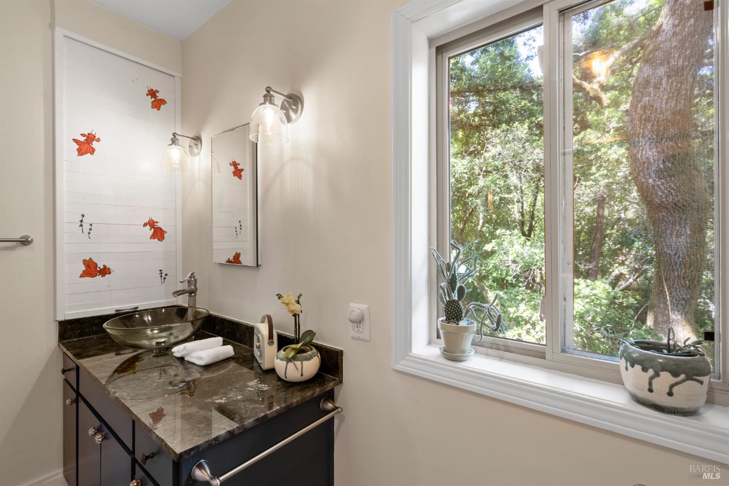 Detail Gallery Image 37 of 67 For 150 Bungalow Ave, San Rafael,  CA 94901 - 4 Beds | 2 Baths