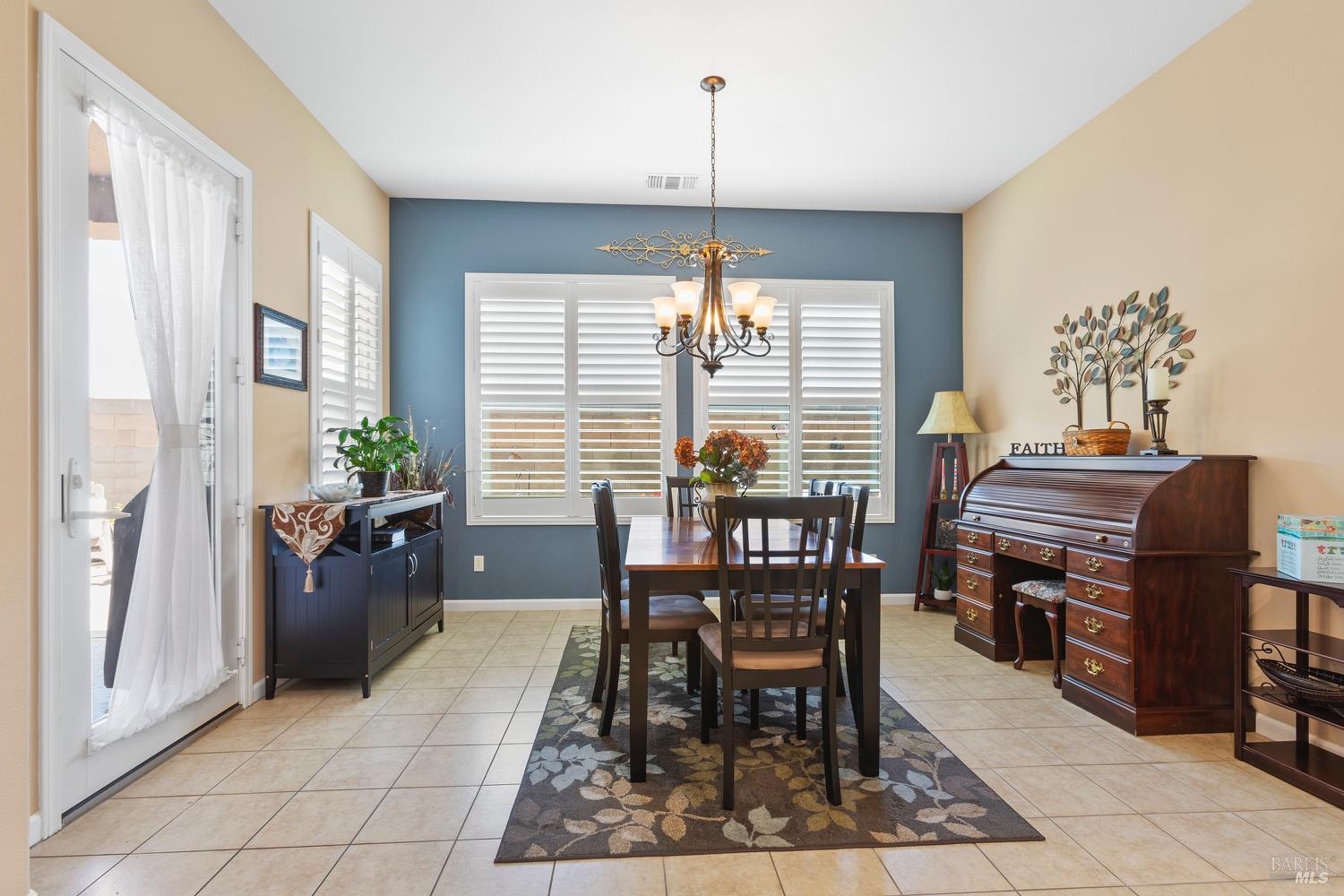 Detail Gallery Image 20 of 43 For 308 American Falls Dr, Rio Vista,  CA 94571 - 2 Beds | 2/1 Baths