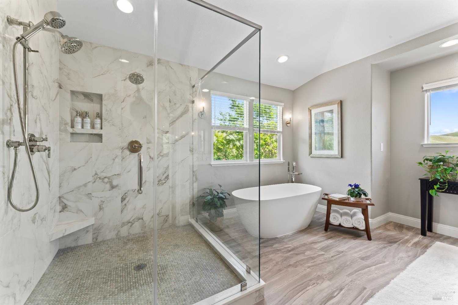 Detail Gallery Image 43 of 66 For 1261 Landmark Dr, Vallejo,  CA 94591 - 6 Beds | 4 Baths