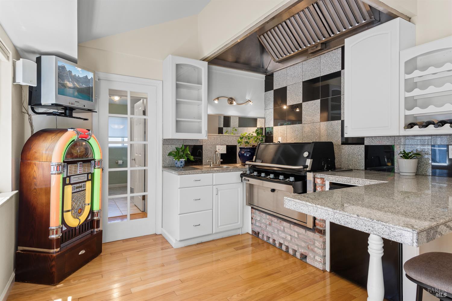 Detail Gallery Image 19 of 57 For 5968 Yerba Buena Rd, Santa Rosa,  CA 95409 - 3 Beds | 2 Baths