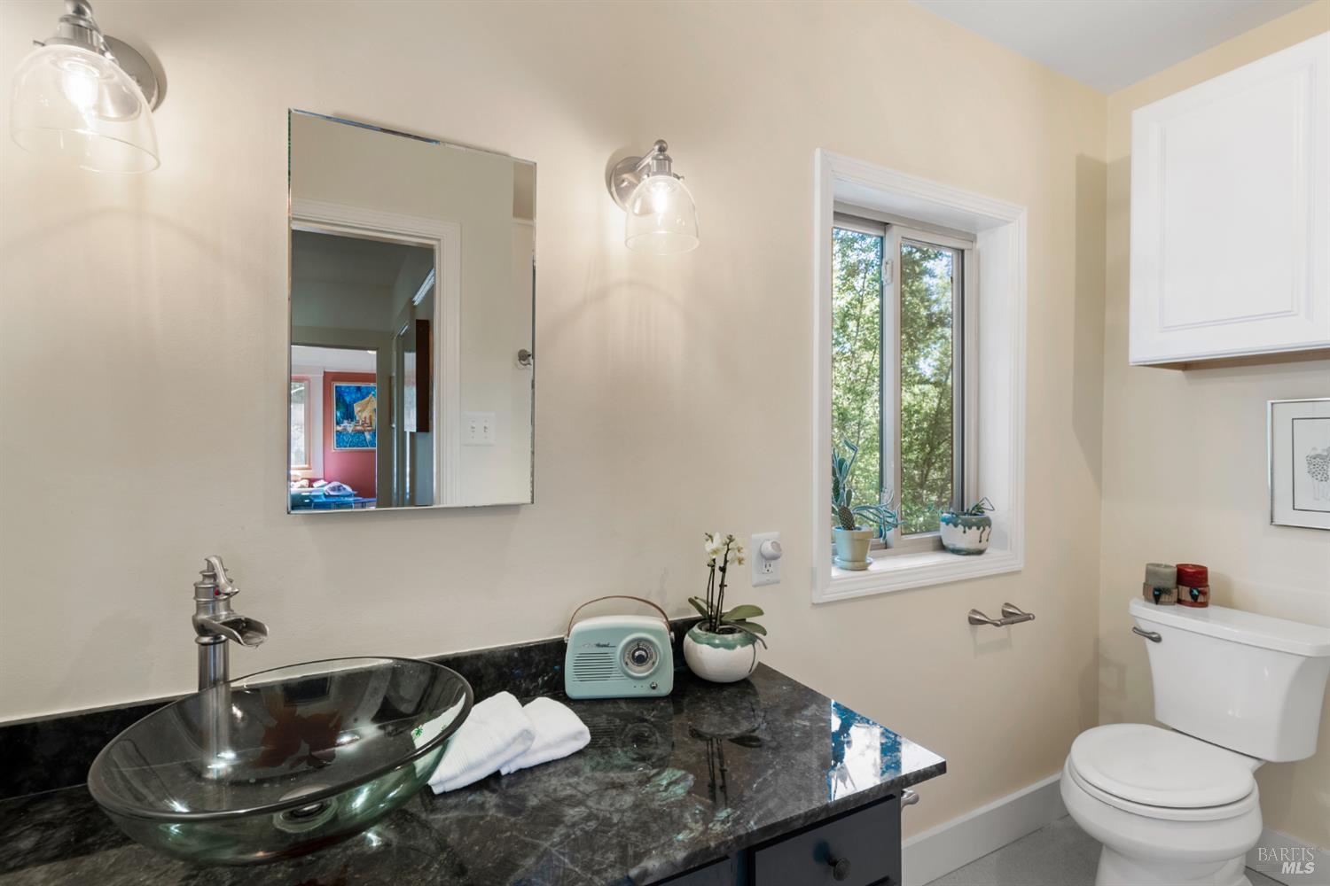Detail Gallery Image 35 of 67 For 150 Bungalow Ave, San Rafael,  CA 94901 - 4 Beds | 2 Baths