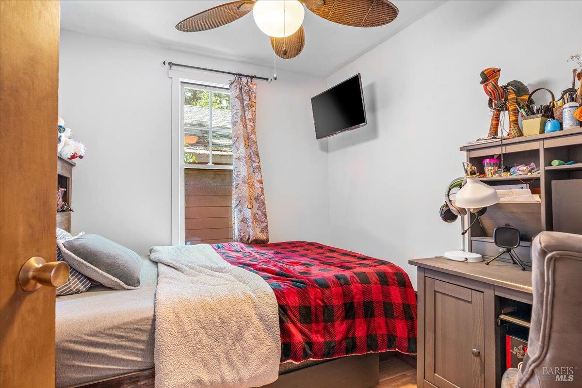 Detail Gallery Image 24 of 28 For 14576 Cherry St, Guerneville,  CA 95446 - 3 Beds | 1 Baths