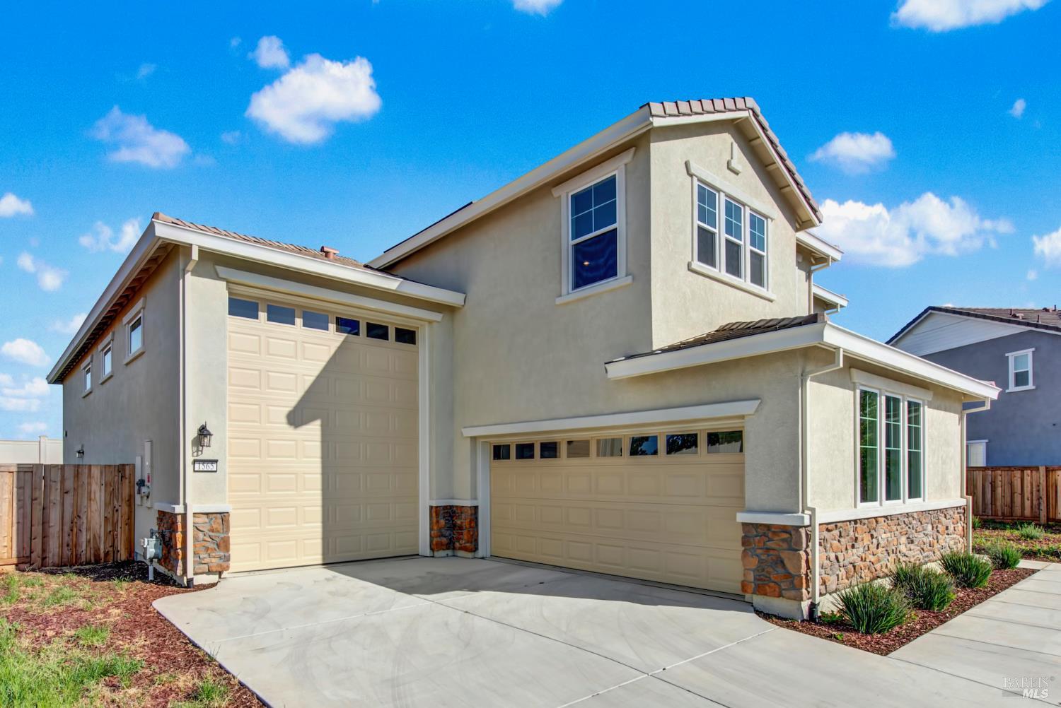 Detail Gallery Image 5 of 48 For 1565 Halsey Ct, Dixon,  CA 95620 - 4 Beds | 3 Baths