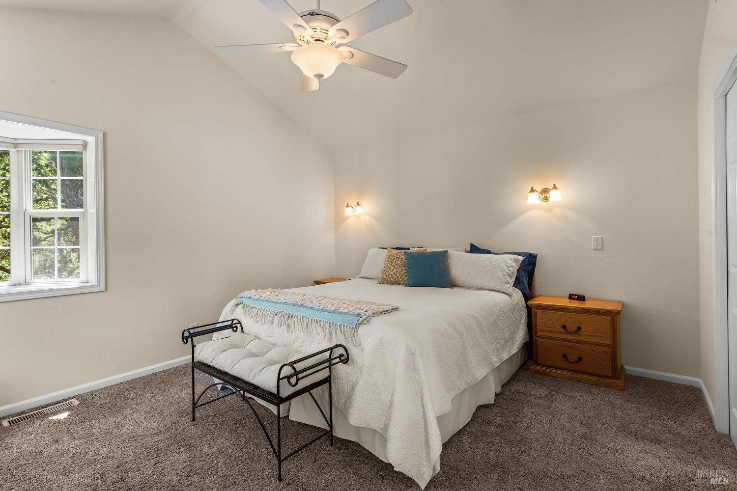 Detail Gallery Image 32 of 57 For 5968 Yerba Buena Rd, Santa Rosa,  CA 95409 - 3 Beds | 2 Baths