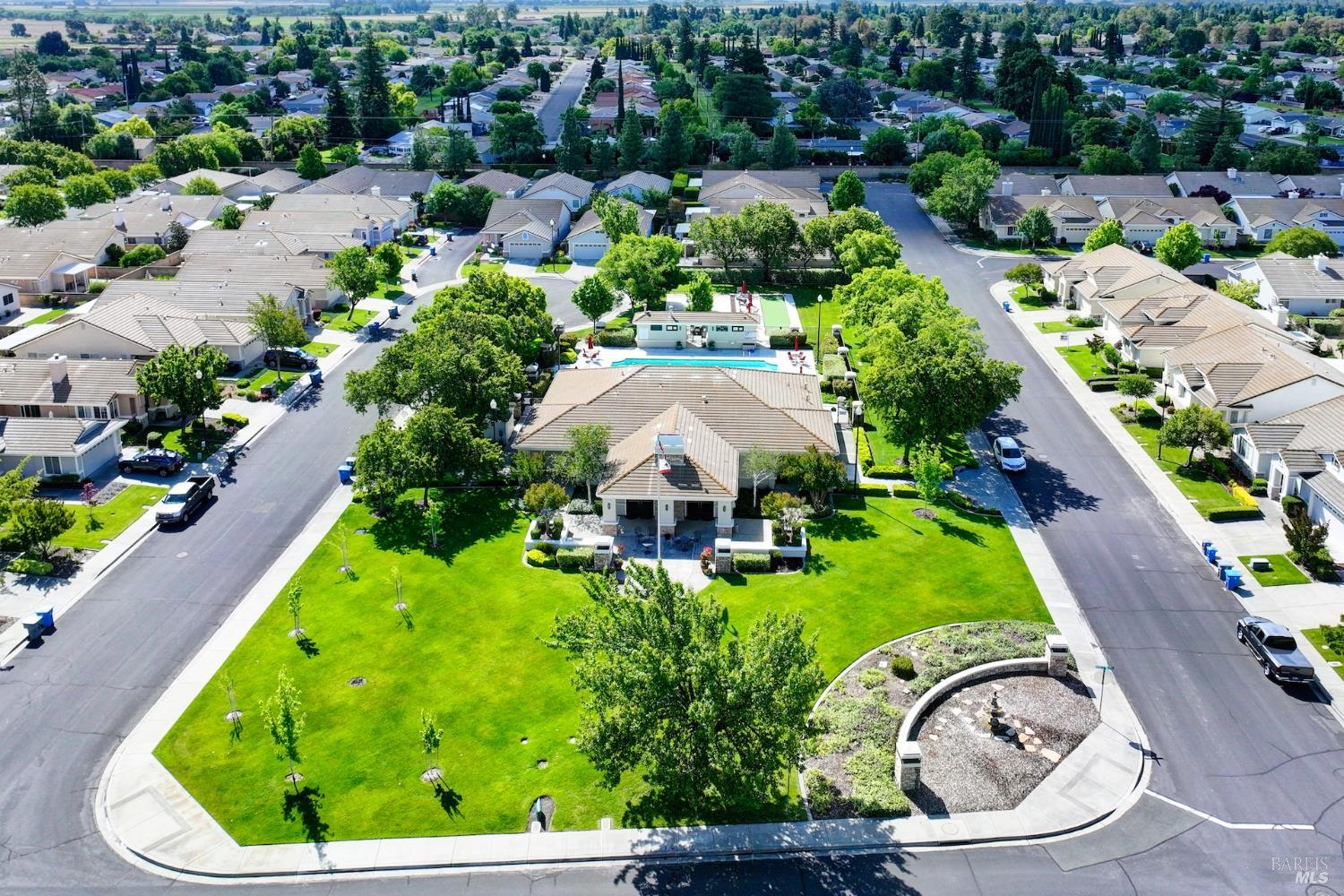 Detail Gallery Image 61 of 62 For 374 Bartlett Ln, Vacaville,  CA 95687 - 3 Beds | 2 Baths
