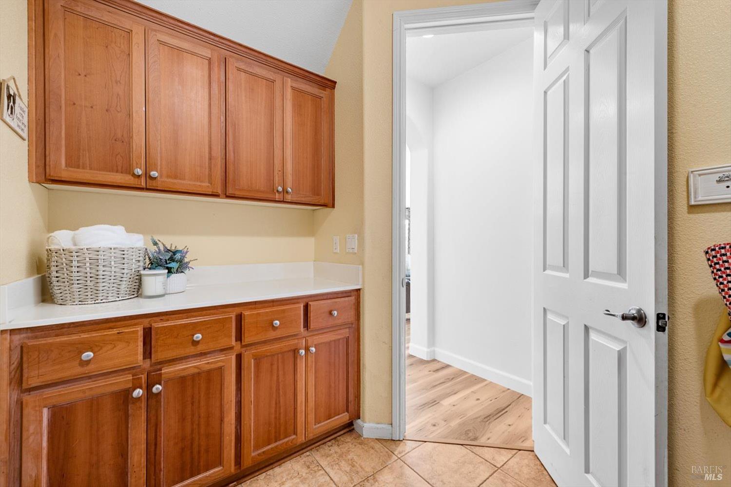 Detail Gallery Image 50 of 99 For 201 Red Pheasant Dr, Vacaville,  CA 95687 - 5 Beds | 3/1 Baths