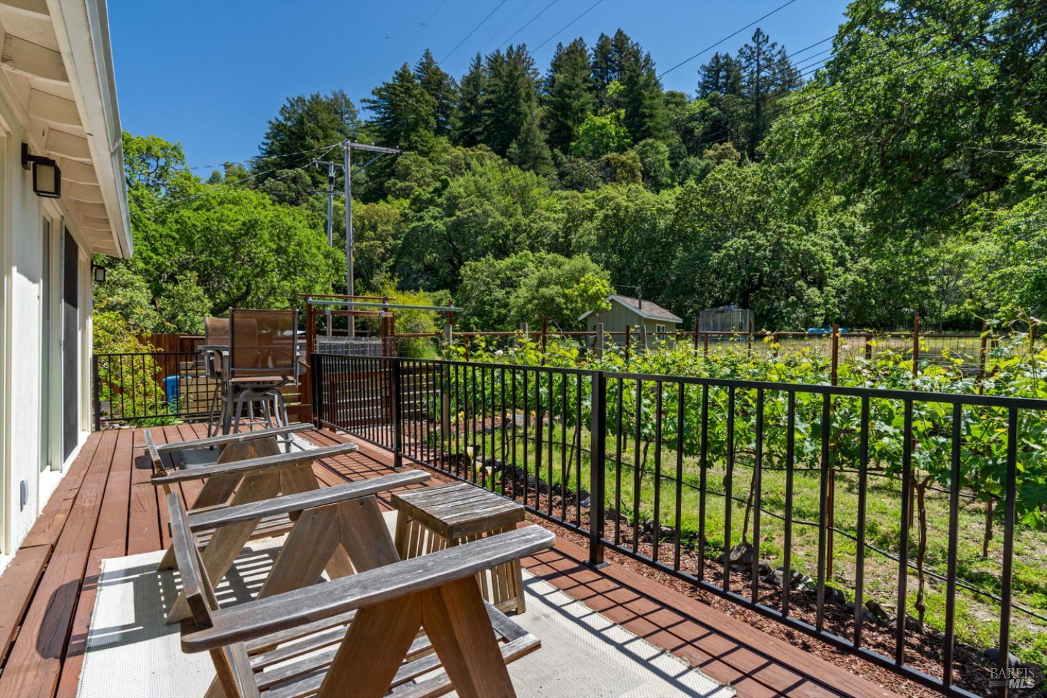 Detail Gallery Image 13 of 32 For 10 Waldruhe Hts, Glen Ellen,  CA 95442 - 2 Beds | 2 Baths
