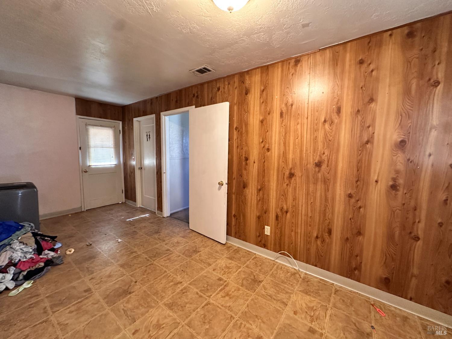 Detail Gallery Image 12 of 28 For 1126 Delaware St, Fairfield,  CA 94533 - 3 Beds | 2 Baths