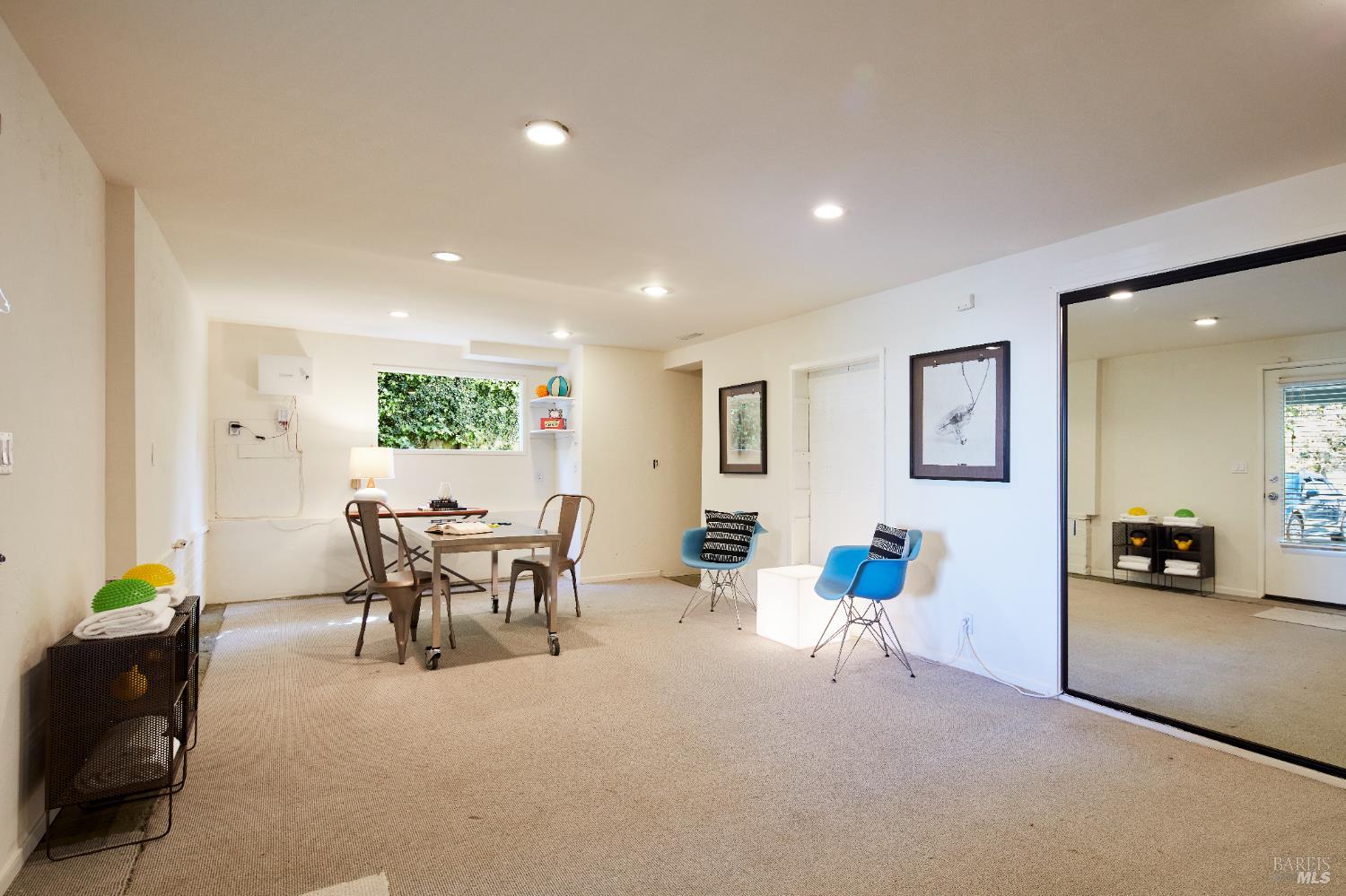 Detail Gallery Image 37 of 42 For 64 Edgewood Ave, Mill Valley,  CA 94941 - 3 Beds | 2 Baths