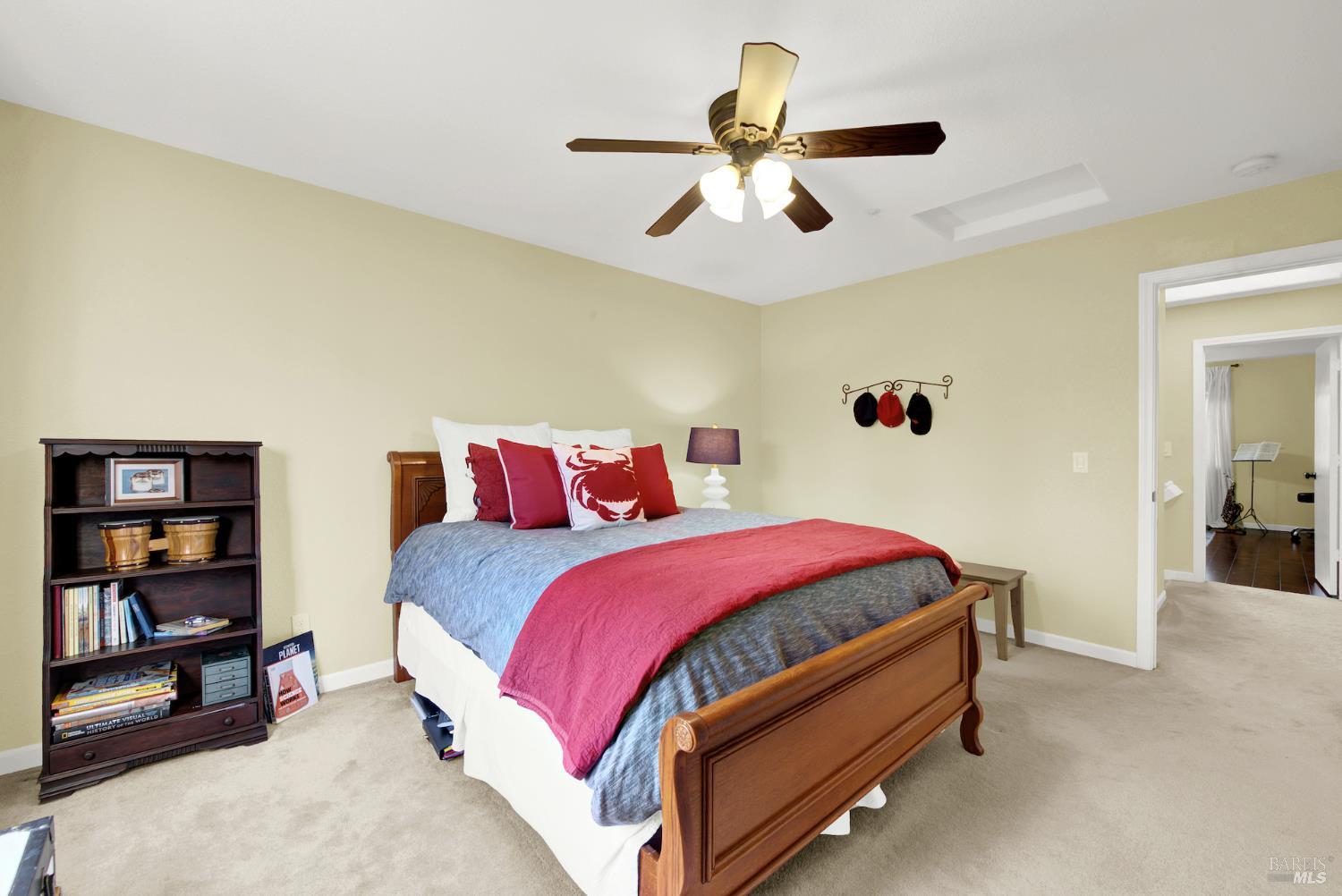 Detail Gallery Image 17 of 31 For 103 Trent Dr, Napa,  CA 94558 - 3 Beds | 2/1 Baths