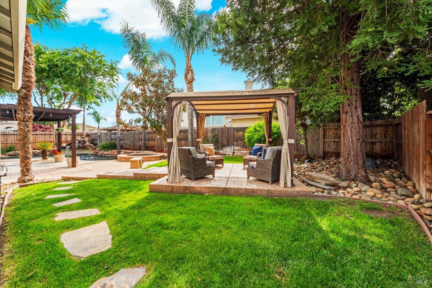 Detail Gallery Image 89 of 99 For 201 Red Pheasant Dr, Vacaville,  CA 95687 - 5 Beds | 3/1 Baths