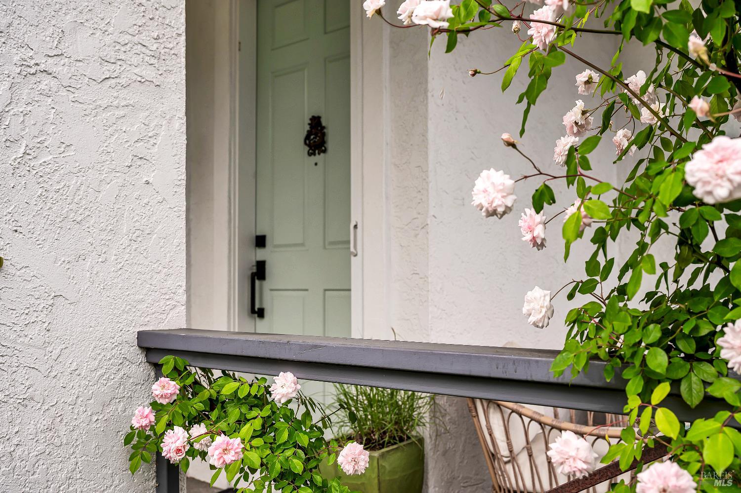 Detail Gallery Image 3 of 55 For 4748 Prospect Ave, Santa Rosa,  CA 95409 - 5 Beds | 4 Baths
