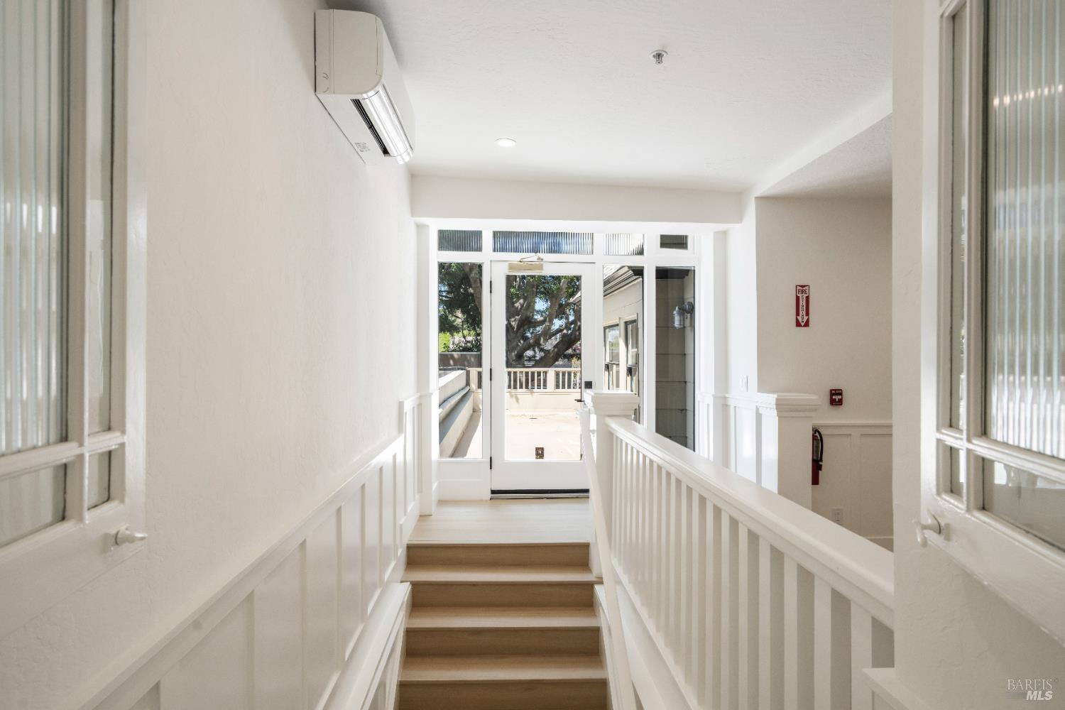 Detail Gallery Image 5 of 35 For 3214 College Ave, Berkeley,  CA 94705 - – Beds | – Baths