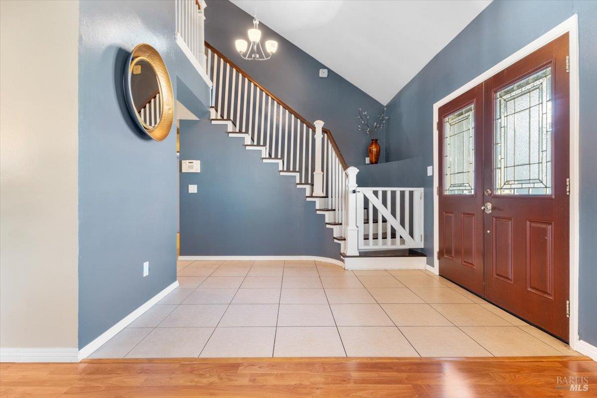 Detail Gallery Image 5 of 61 For 2044 Willow Dr, Petaluma,  CA 94954 - 4 Beds | 3 Baths