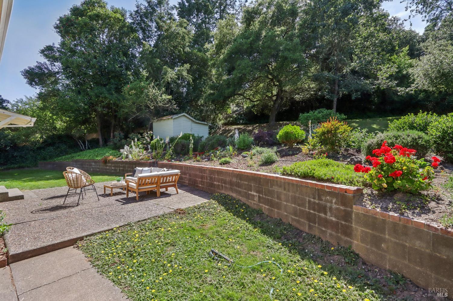 Detail Gallery Image 30 of 60 For 1400 High School Rd, Sebastopol,  CA 95472 - 3 Beds | 2 Baths