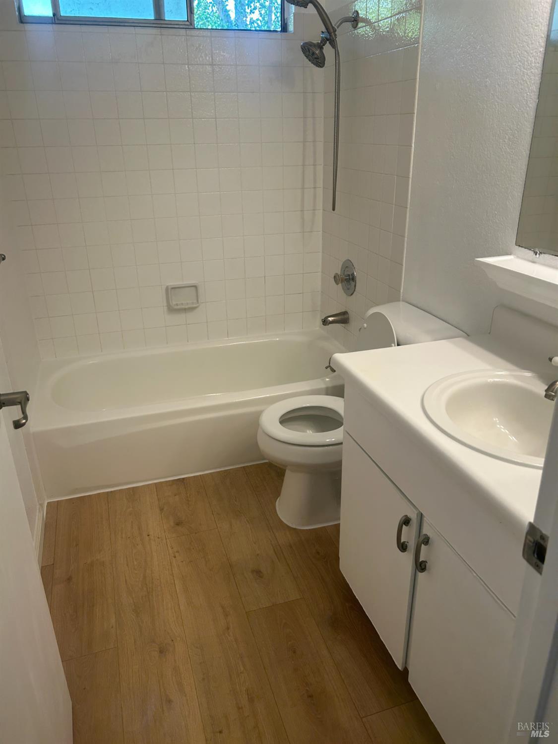 Detail Gallery Image 13 of 29 For 7761 Camino Colegio Dr, Rohnert Park,  CA 94928 - 2 Beds | 2 Baths