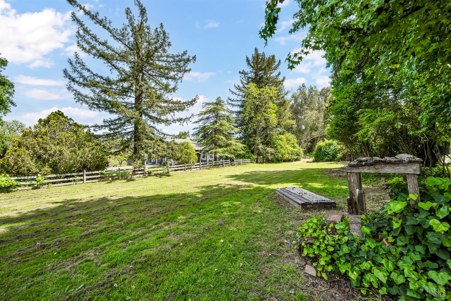 Detail Gallery Image 55 of 66 For 1466 Cooper Rd, Sebastopol,  CA 95472 - 6 Beds | 5/1 Baths