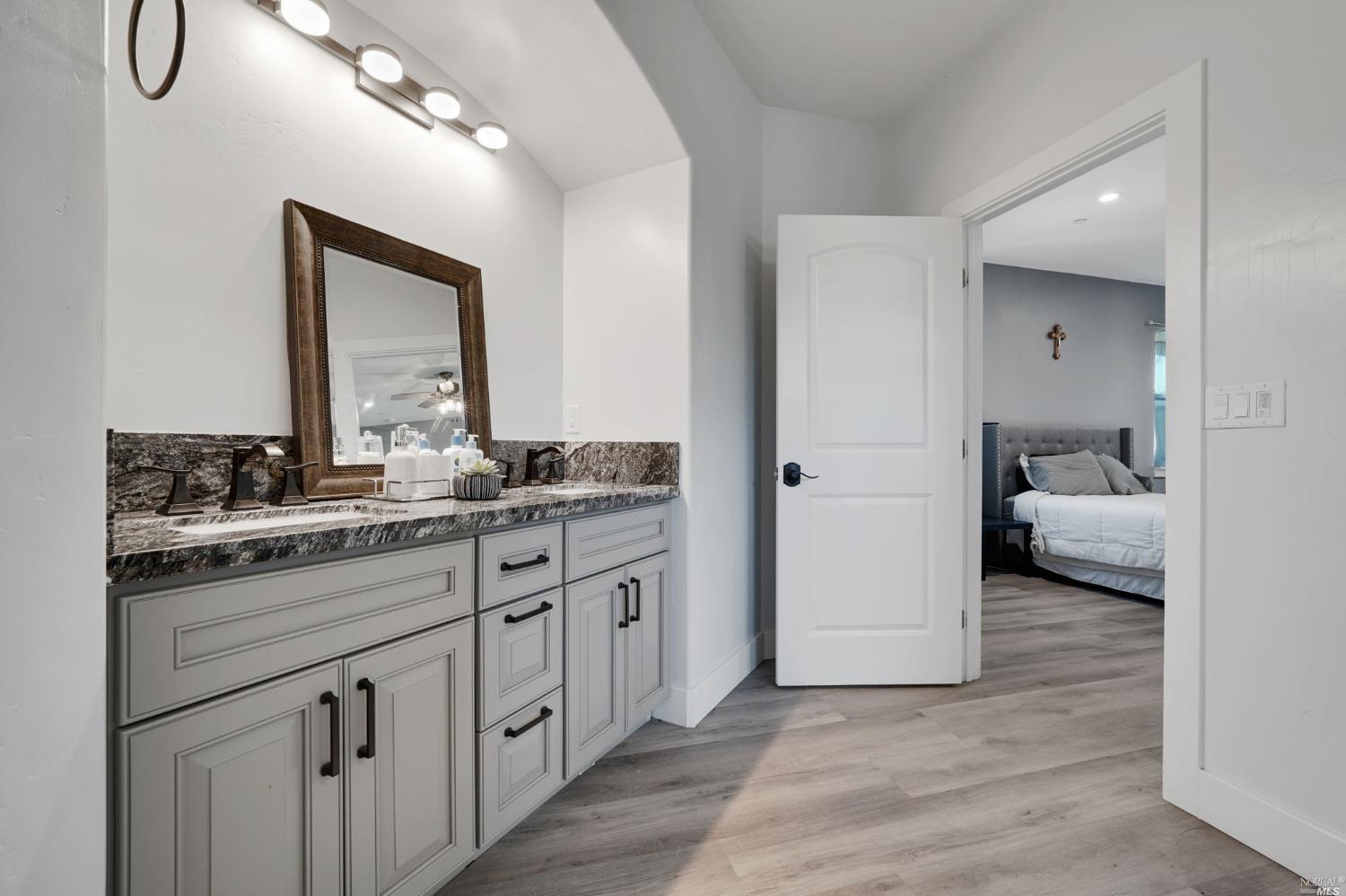 Detail Gallery Image 24 of 45 For 15350 Mustang Ct, Middletown,  CA 95461 - 3 Beds | 2 Baths