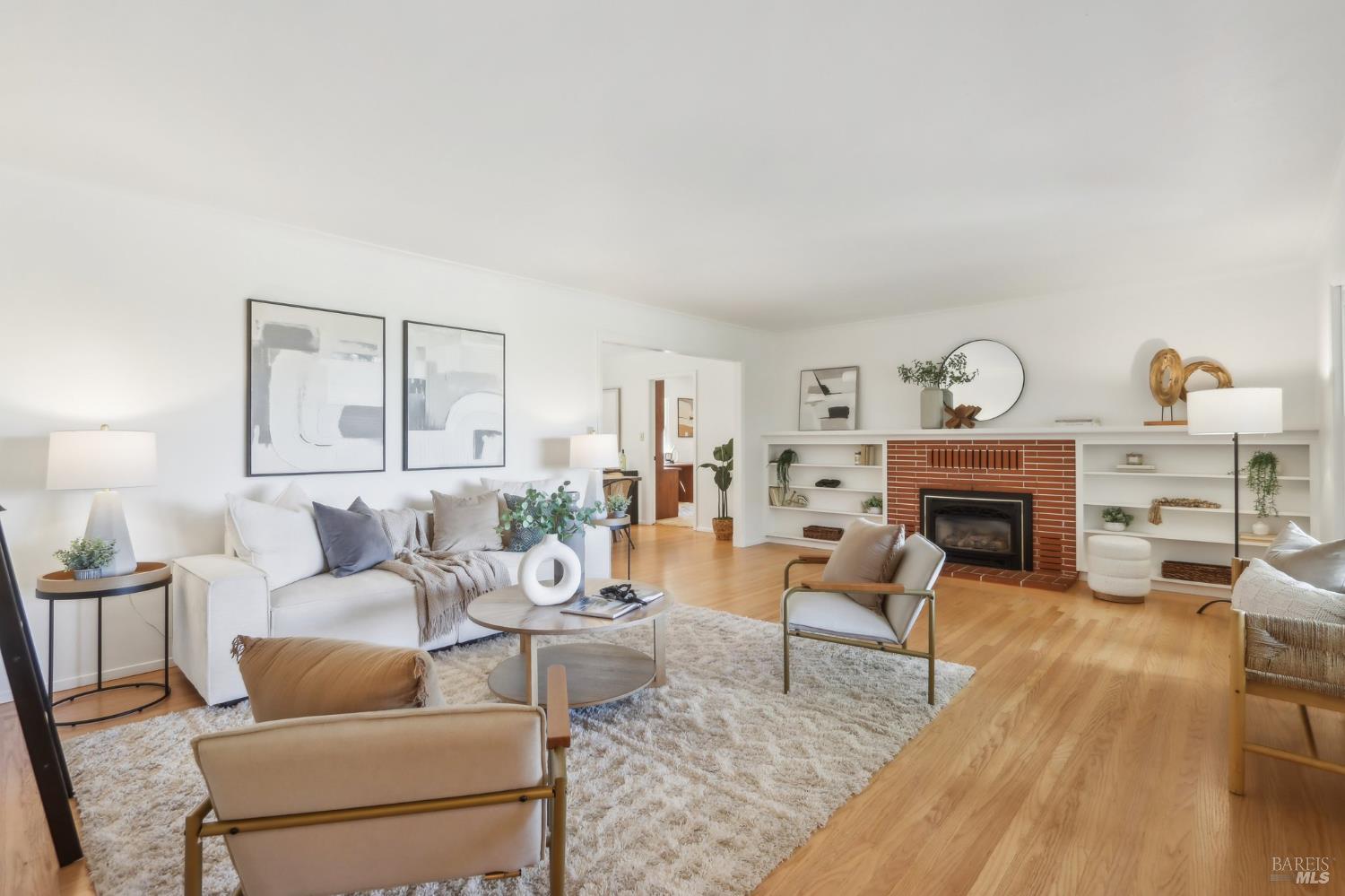 Detail Gallery Image 7 of 60 For 1400 High School Rd, Sebastopol,  CA 95472 - 3 Beds | 2 Baths