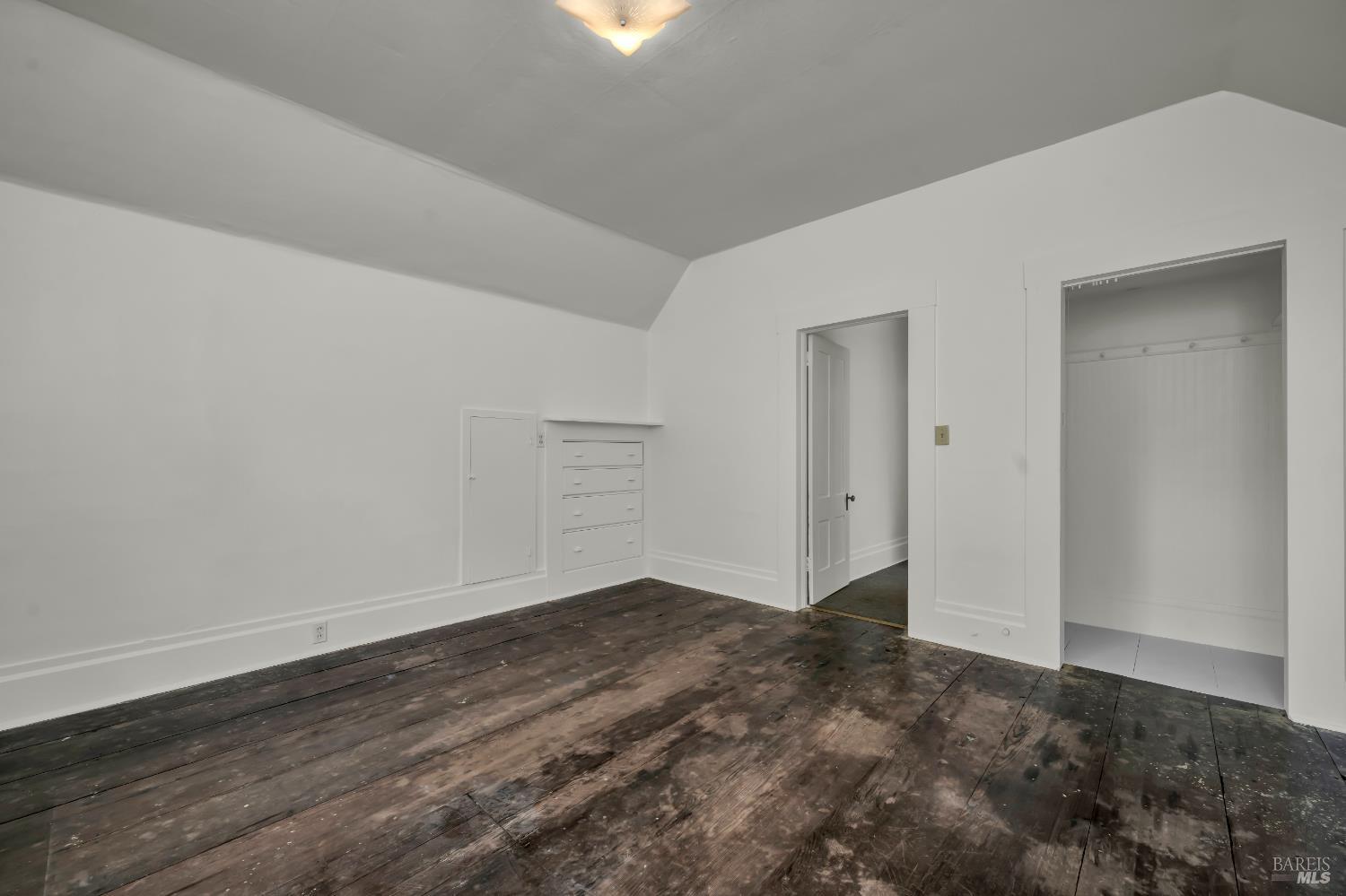 Detail Gallery Image 23 of 66 For 1466 Cooper Rd, Sebastopol,  CA 95472 - 6 Beds | 5/1 Baths