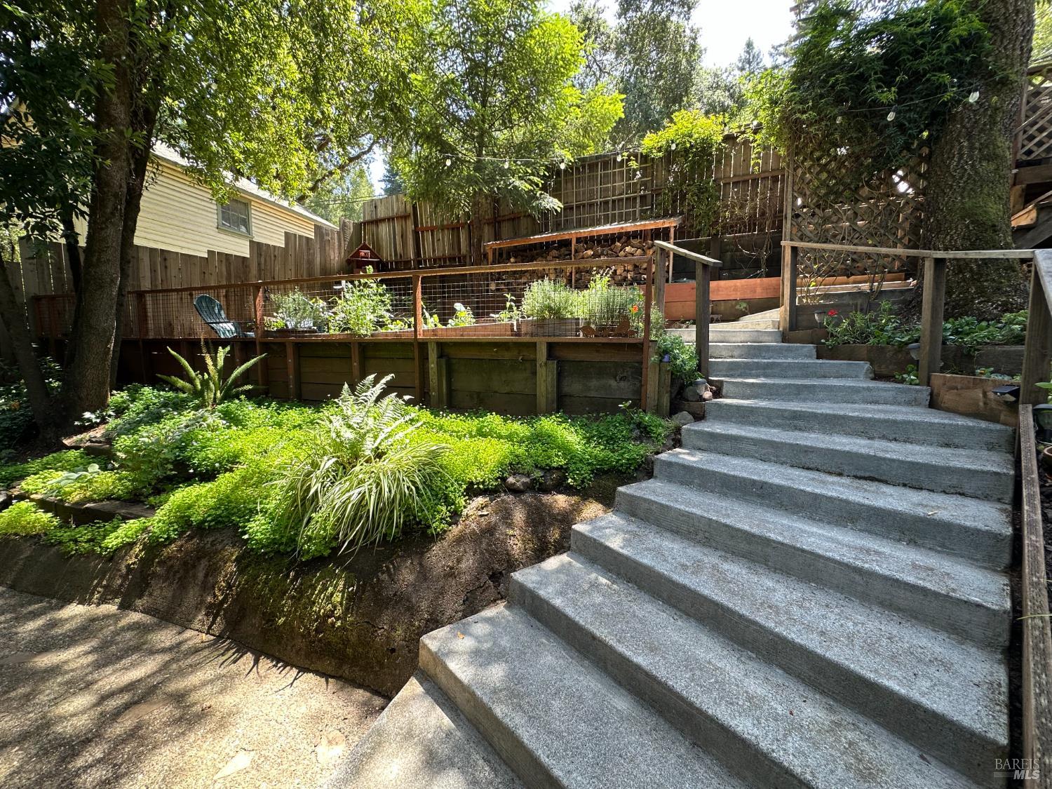 Detail Gallery Image 6 of 39 For 10236 Old River Rd, Forestville,  CA 95436 - 2 Beds | 2 Baths