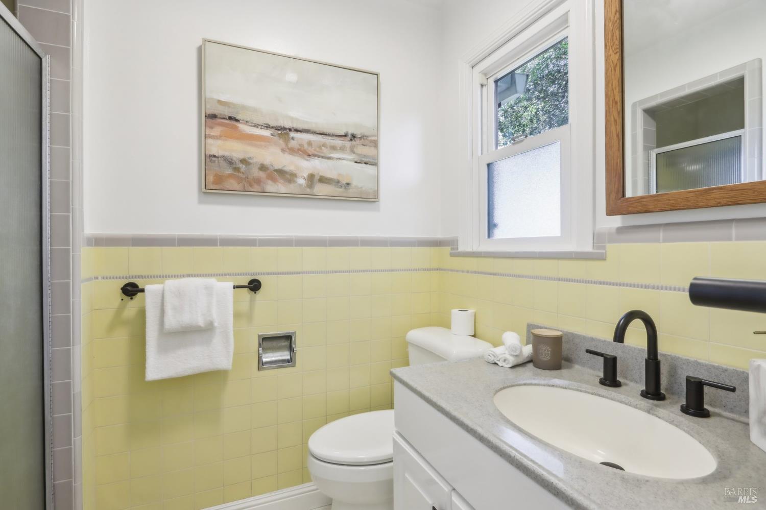 Detail Gallery Image 21 of 60 For 1400 High School Rd, Sebastopol,  CA 95472 - 3 Beds | 2 Baths