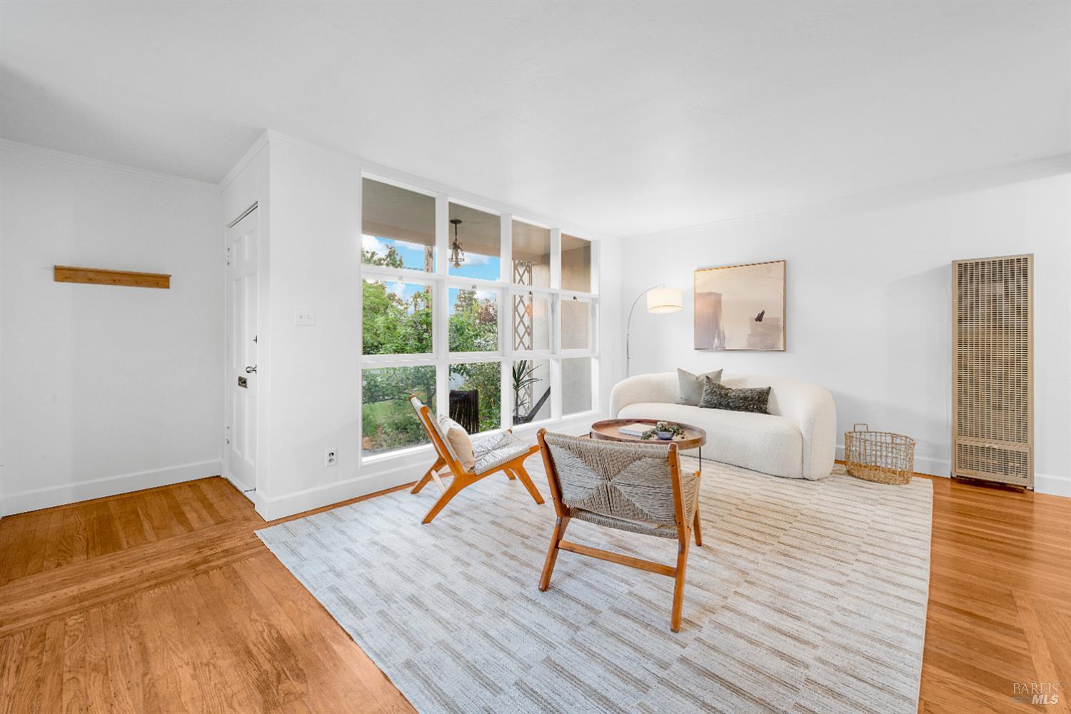 Detail Gallery Image 8 of 35 For 612 Madison St, Petaluma,  CA 94952 - 3 Beds | 2 Baths
