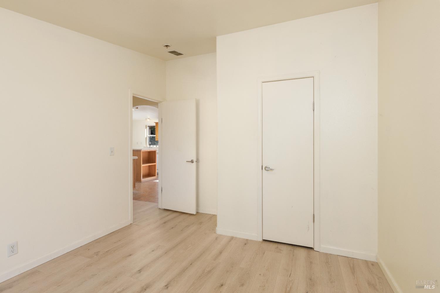 Detail Gallery Image 23 of 56 For 1409 W State Highway 20 Hwy, Upper Lake,  CA 95485 - 3 Beds | 2 Baths