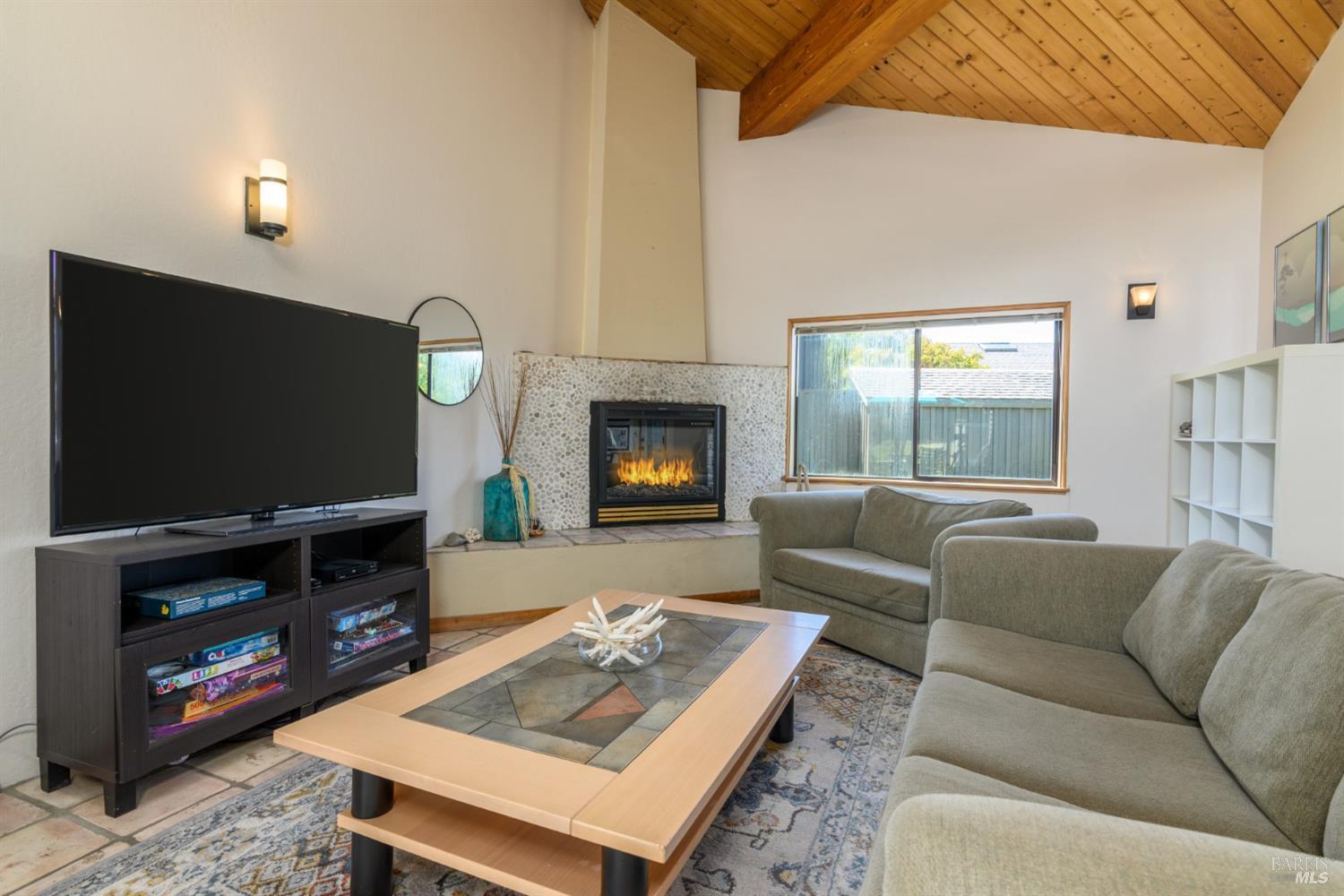 Detail Gallery Image 12 of 36 For 41923 Mizzen Mast Unkn, The Sea Ranch,  CA 95497 - 2 Beds | 2 Baths