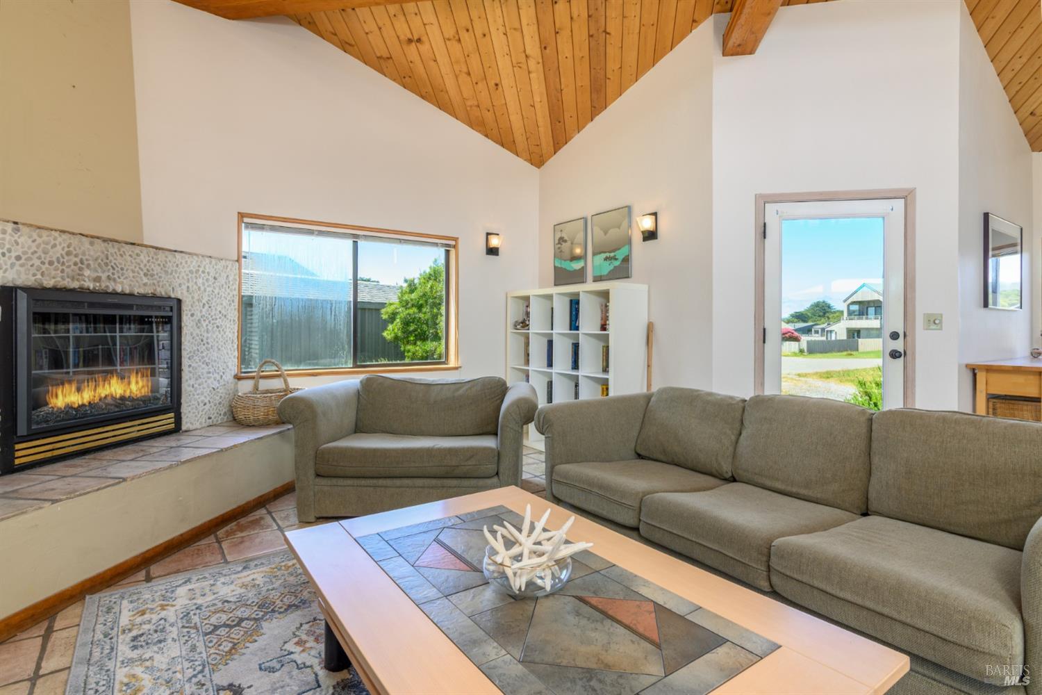 Detail Gallery Image 11 of 36 For 41923 Mizzen Mast Unkn, The Sea Ranch,  CA 95497 - 2 Beds | 2 Baths