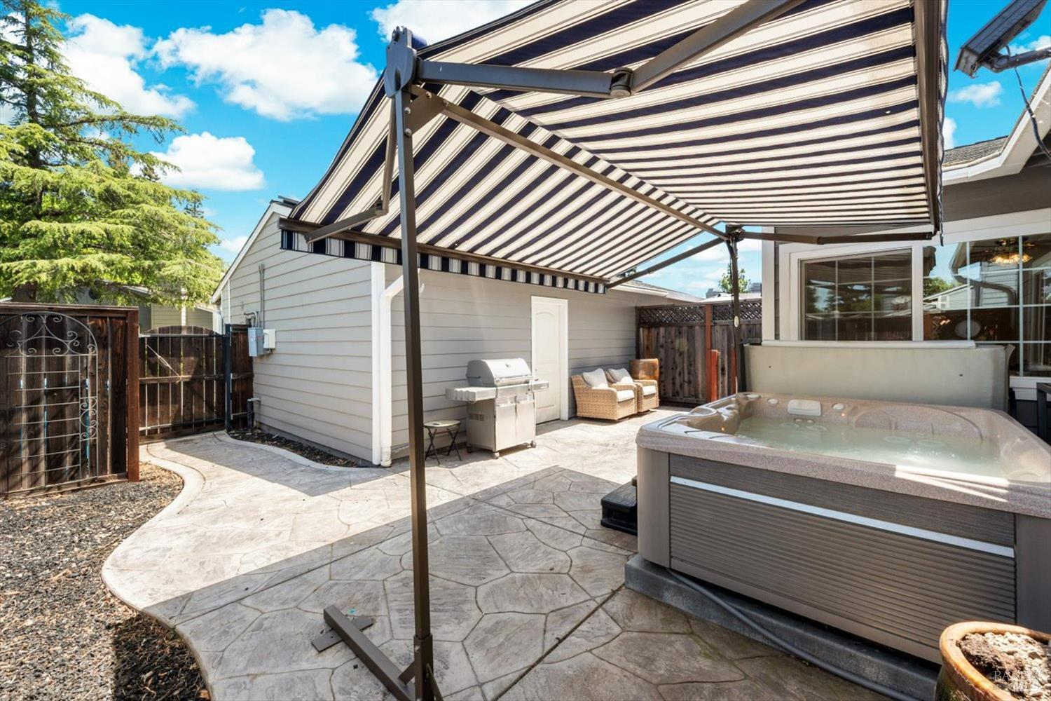 Detail Gallery Image 30 of 35 For 2648 Nut Tree Rd, Vacaville,  CA 95687 - 3 Beds | 2 Baths